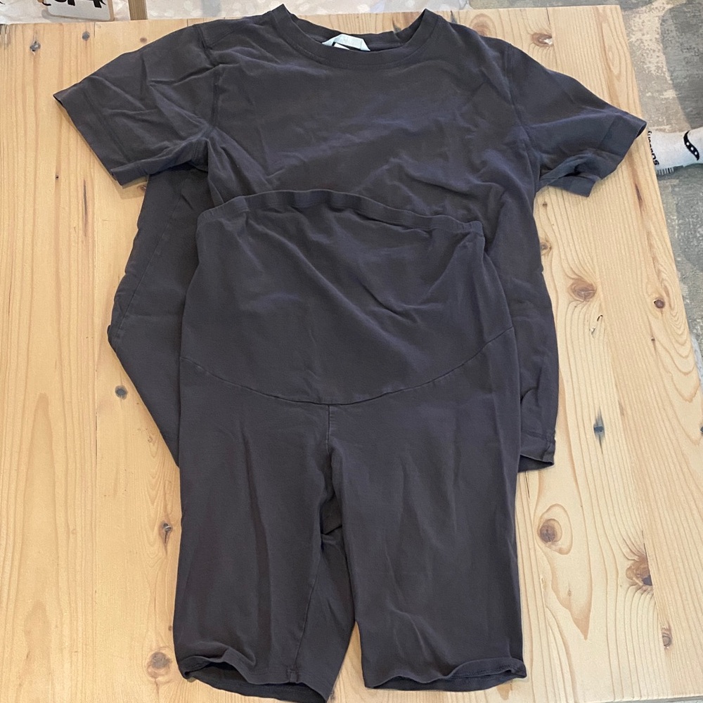 Dark Purple Maternity T-Shirt and Shorts Set